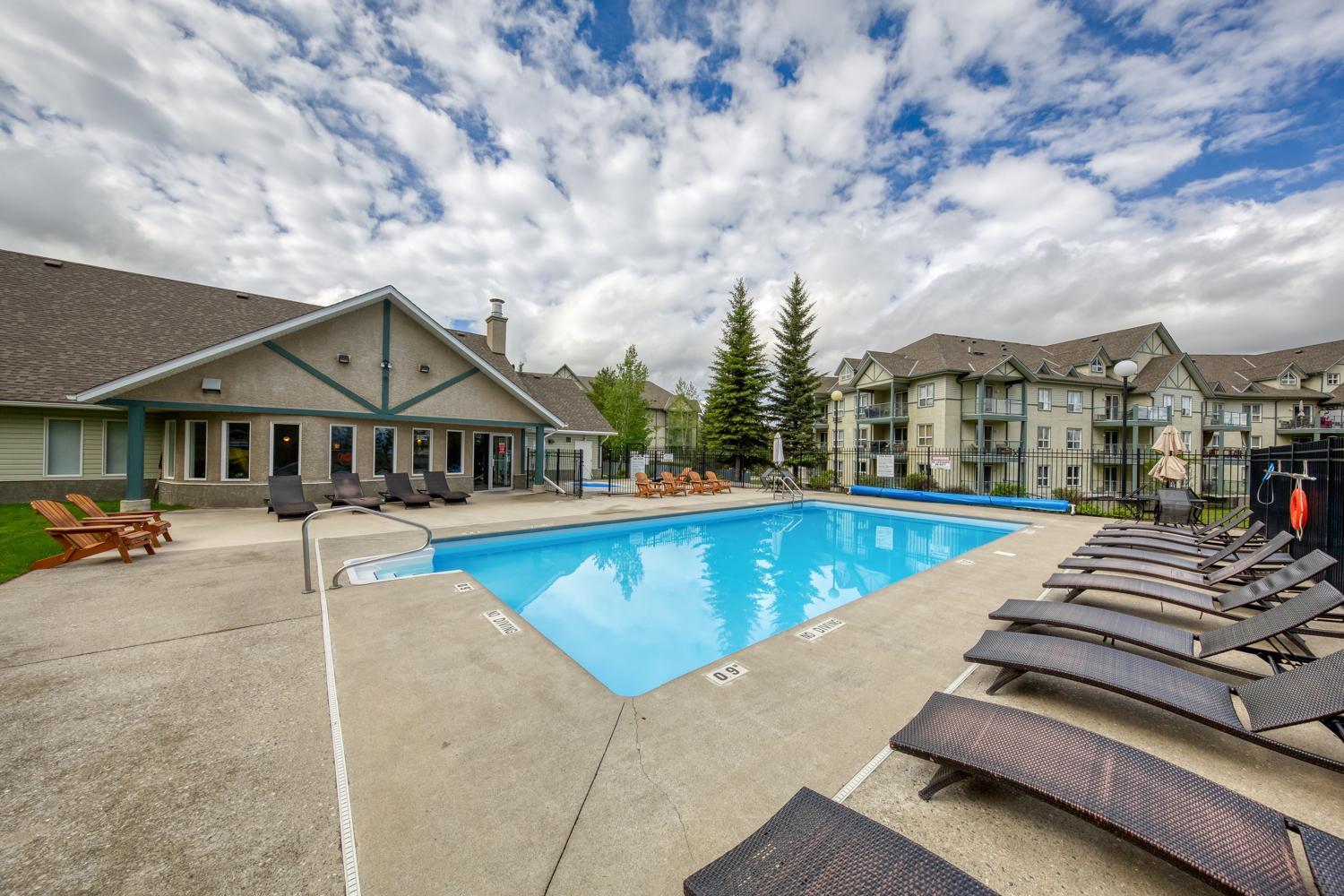 The Peaks 3 Bedroom Mountain View Condo Radium Hot Springs Esterno foto